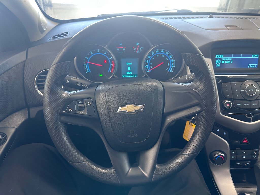 Chevrolet Cruze LT Turbo w/1SA 2012 à Cowansville, Québec - 18 - w1024h768px