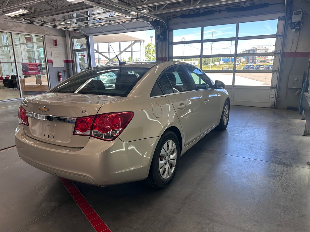 Chevrolet Cruze LT Turbo w/1SA 2012 à Cowansville, Québec - 5 - w1024h768px