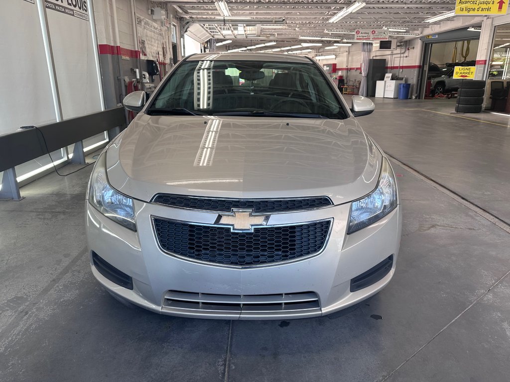 Chevrolet Cruze LT Turbo w/1SA 2012 à Cowansville, Québec - 8 - w1024h768px