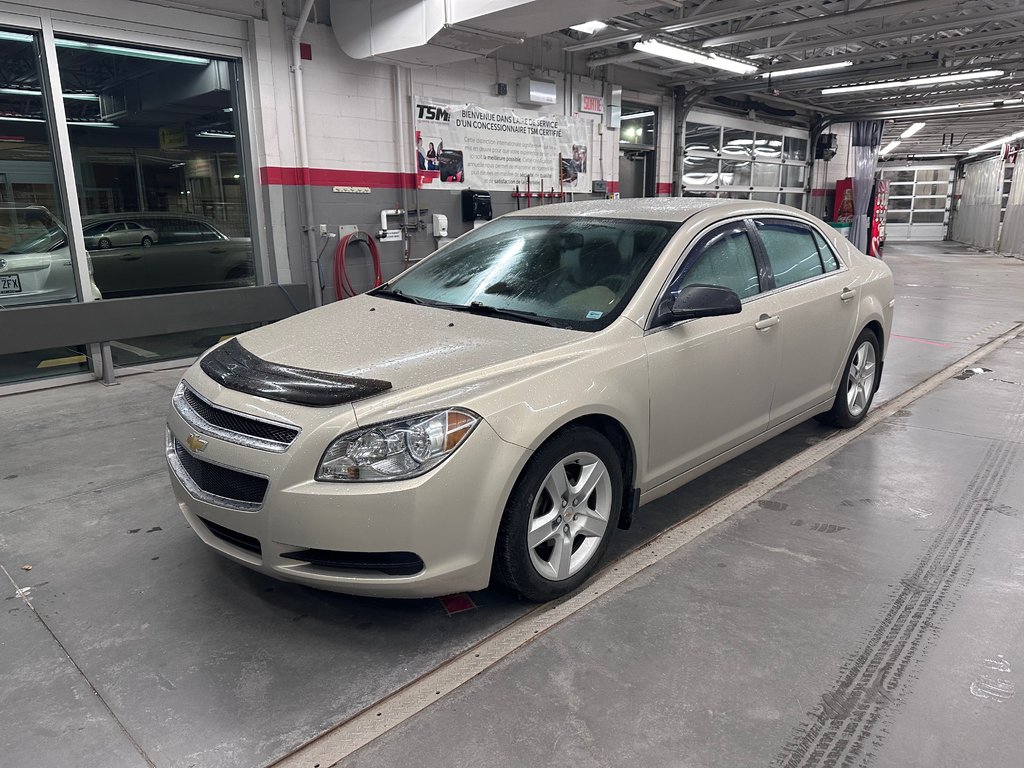 2012  Malibu LS in Cowansville, Quebec - 1 - w1024h768px