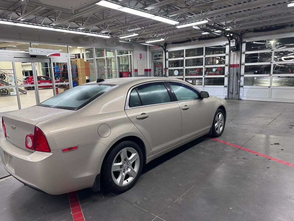 2012  Malibu LS in Cowansville, Quebec - 4 - w1024h768px