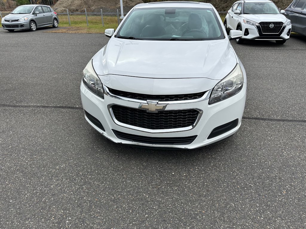 2014 Chevrolet Malibu LT in Cowansville, Quebec - 2 - w1024h768px