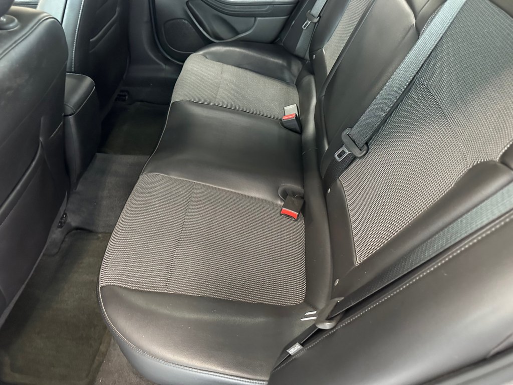 2014 Chevrolet Malibu LT in Cowansville, Quebec - 18 - w1024h768px