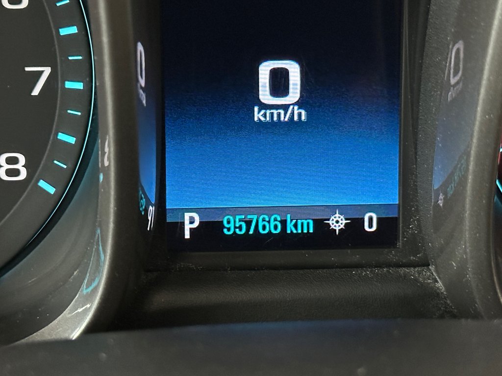 2014 Chevrolet Malibu LT in Cowansville, Quebec - 36 - w1024h768px