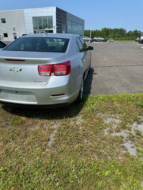 Chevrolet Malibu LT 2015 à Cowansville, Québec - 3 - w1024h768px