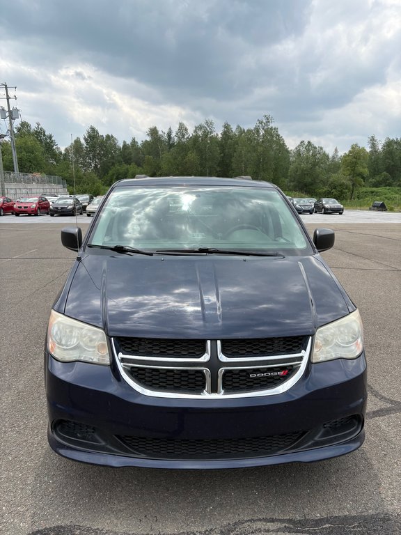 2014 Dodge Grand Caravan SXT in Cowansville, Quebec - 7 - w1024h768px