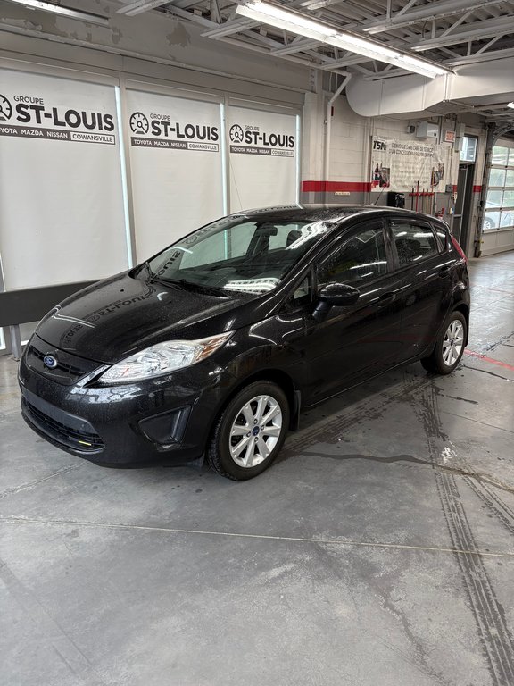 2013 Ford Fiesta SE in Cowansville, Quebec - 4 - w1024h768px