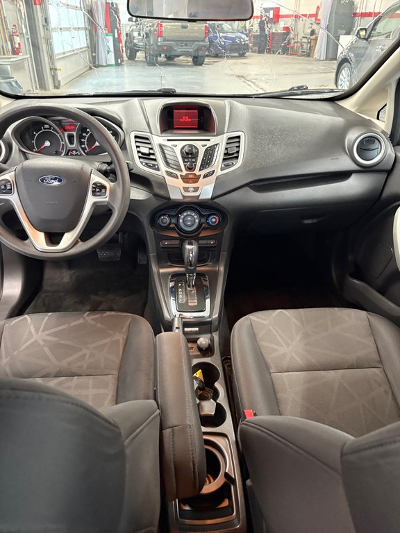 2013 Ford Fiesta SE in Cowansville, Quebec - 14 - w1024h768px