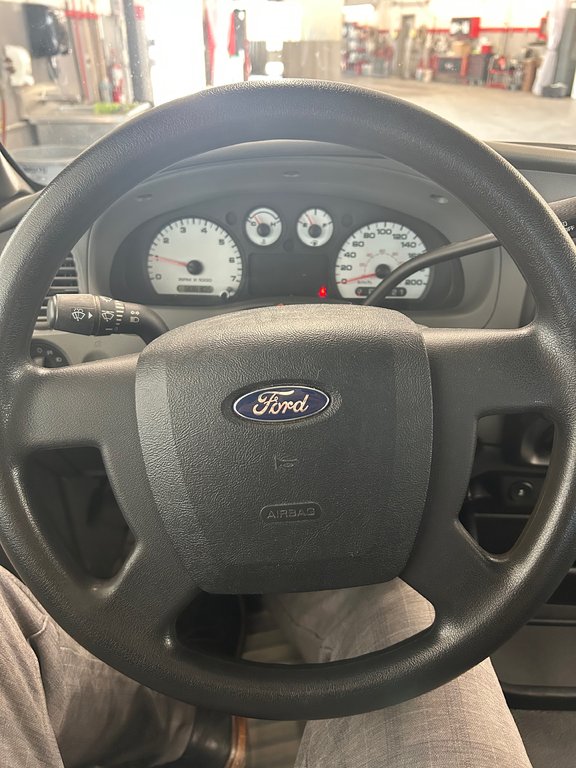 2011 Ford Ranger Sport in Cowansville, Quebec - 28 - w1024h768px