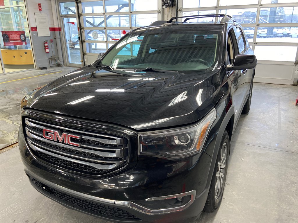GMC Acadia SLE  AWD 2019 à Cowansville, Québec - 14 - w1024h768px