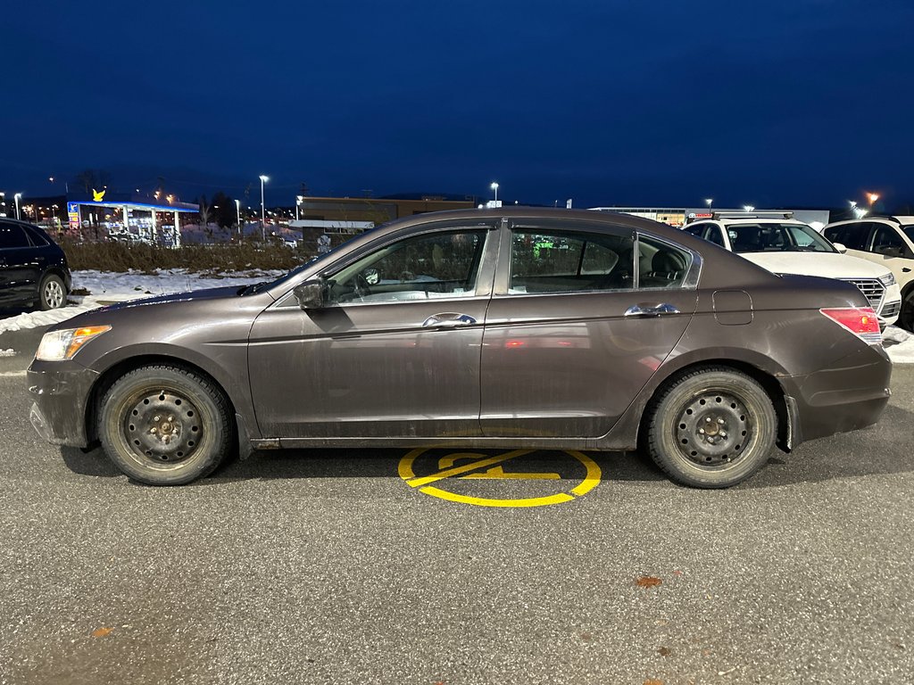 Honda Accord Sedan EX-L 2011 à Cowansville, Québec - 1 - w1024h768px