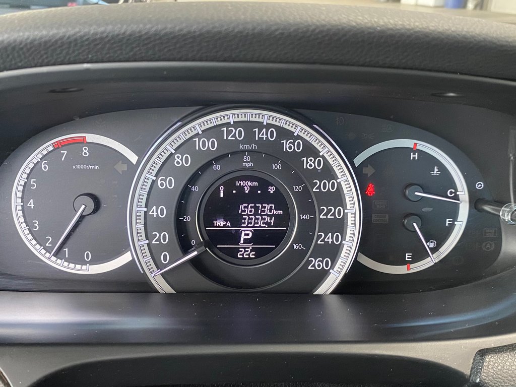 Honda Accord Sedan LX 2013 à Cowansville, Québec - 14 - w1024h768px