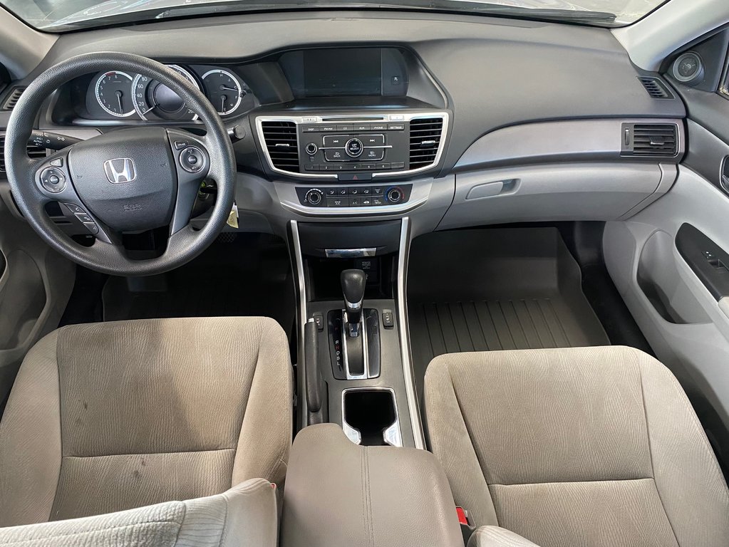 Honda Accord Sedan LX 2013 à Cowansville, Québec - 8 - w1024h768px