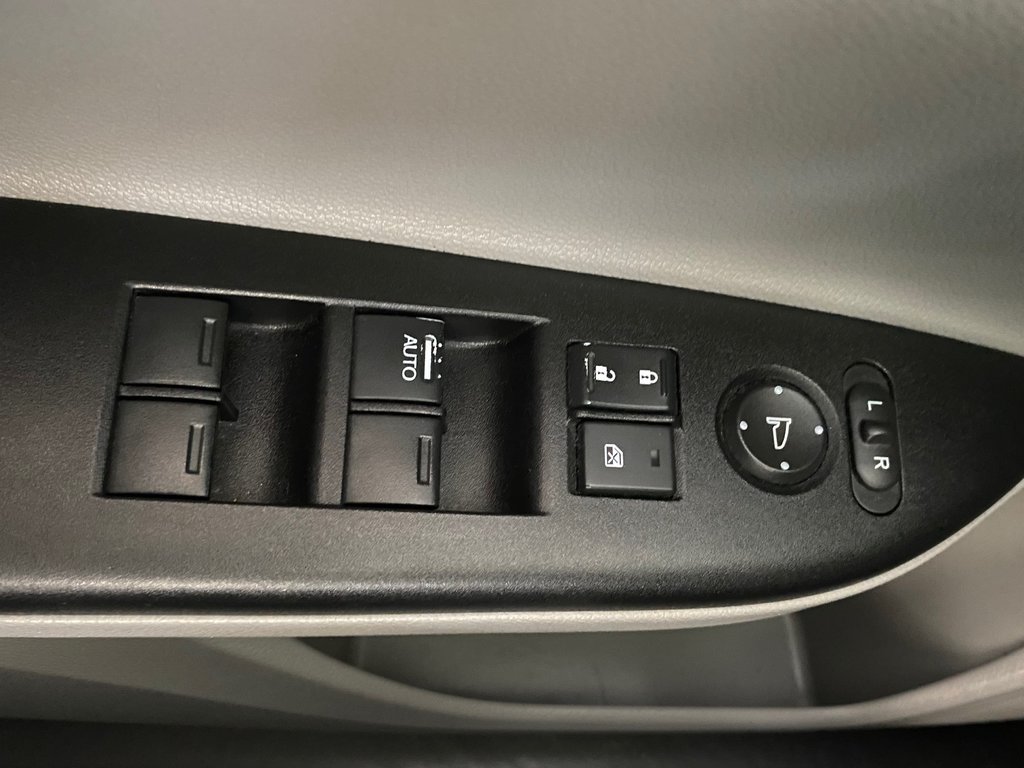 2017 Honda Accord Sedan SE in Cowansville, Quebec - 14 - w1024h768px
