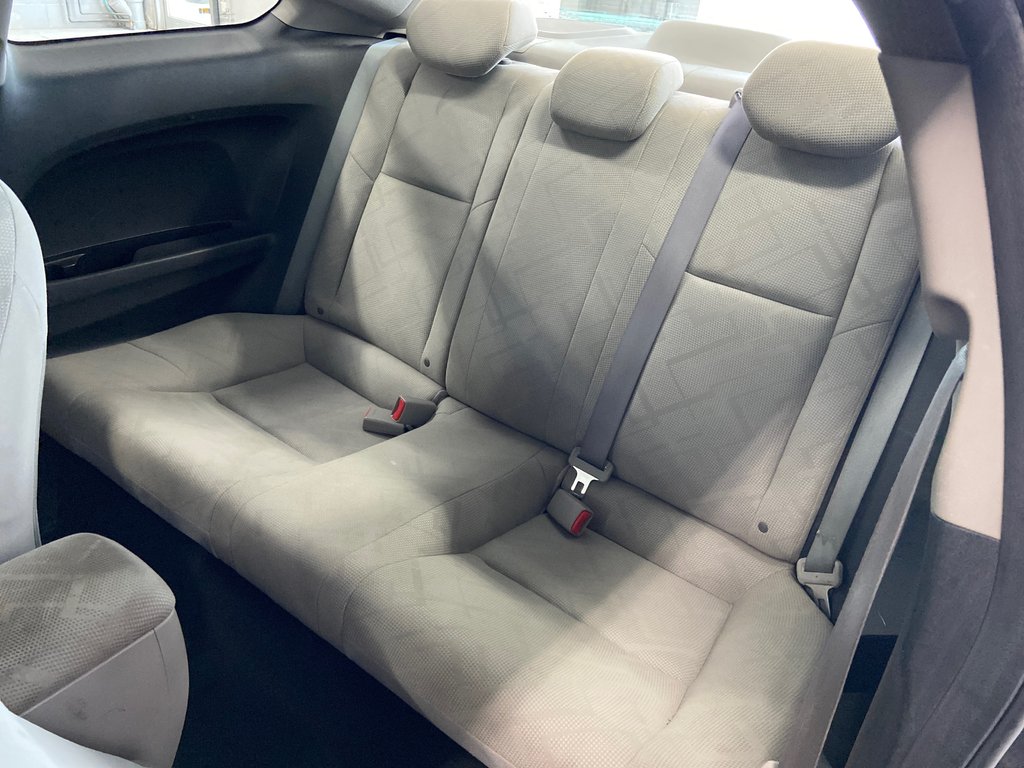 Honda Civic Cpe LX 2012 à Cowansville, Québec - 19 - w1024h768px