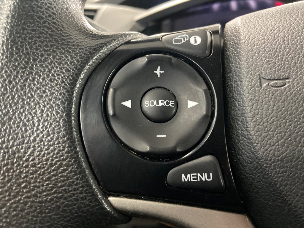 Honda Civic Cpe LX 2012 à Cowansville, Québec - 32 - w1024h768px