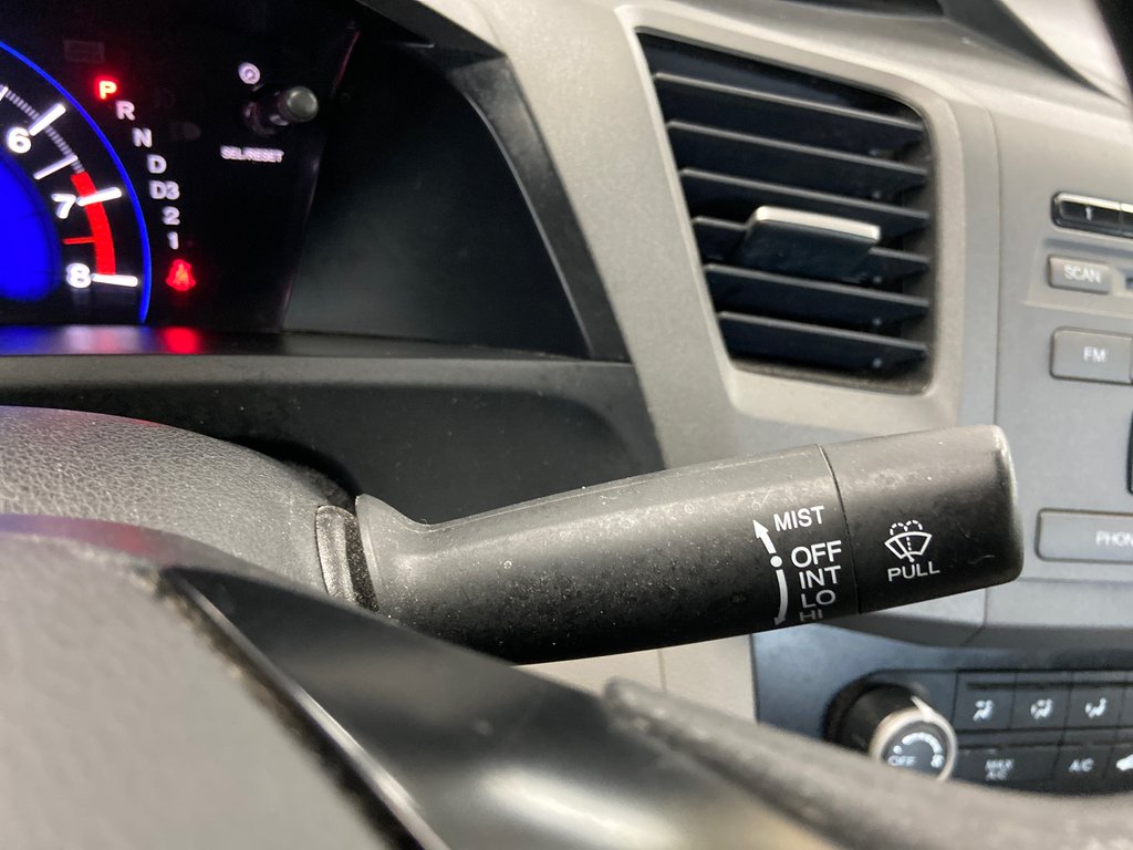 Honda Civic Cpe LX 2012 à Cowansville, Québec - 34 - w1024h768px