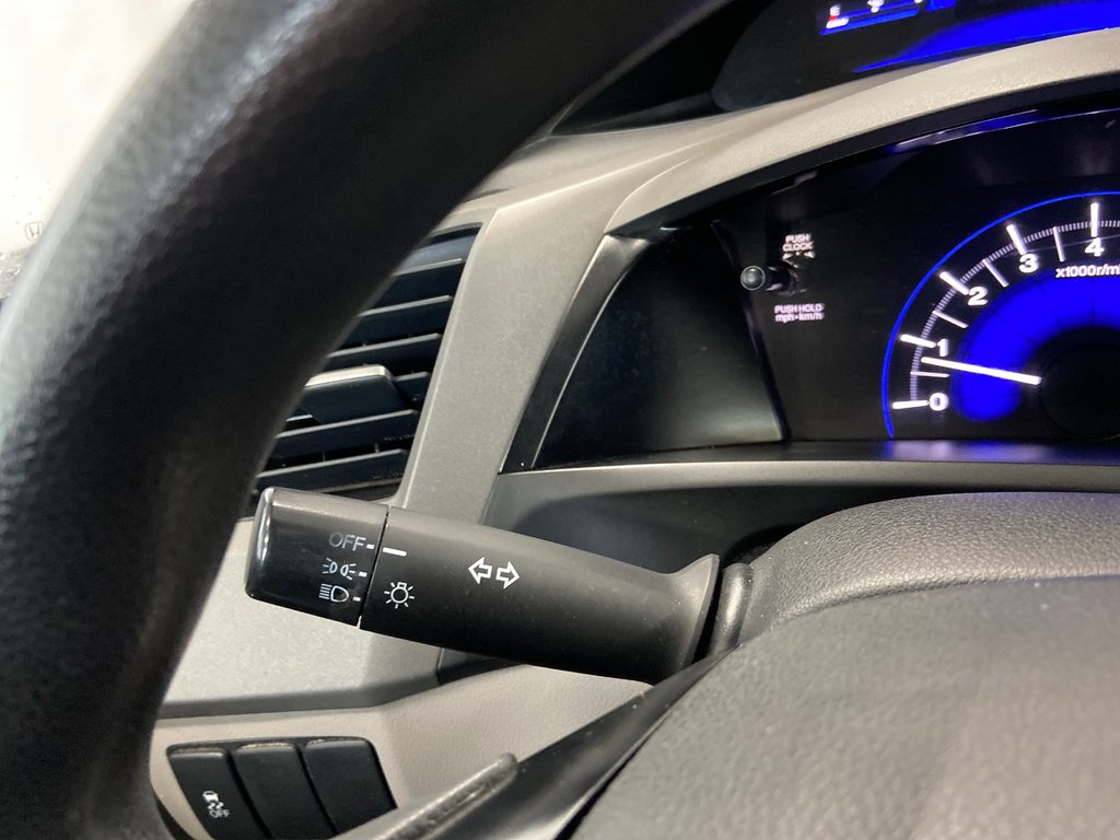 Honda Civic Cpe LX 2012 à Cowansville, Québec - 42 - w1024h768px