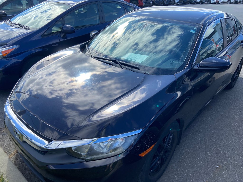 2016 Honda Civic Sedan LX in Cowansville, Quebec - 1 - w1024h768px