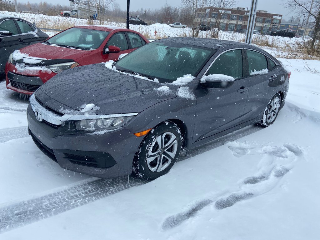 2016 Honda Civic Sedan LX in Cowansville, Quebec - 1 - w1024h768px