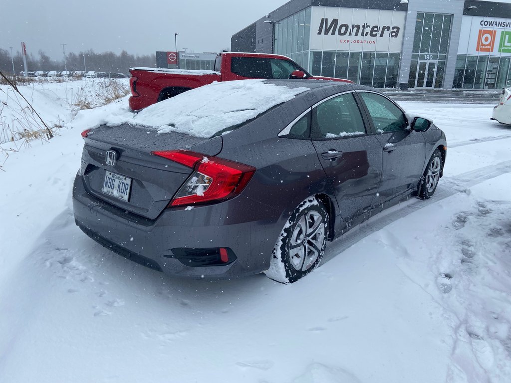 2016 Honda Civic Sedan LX in Cowansville, Quebec - 3 - w1024h768px
