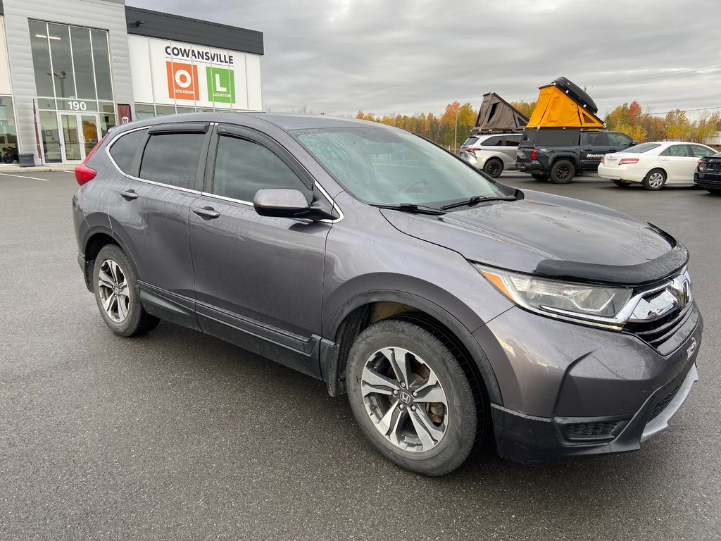 2019 Honda CR-V LX in Cowansville, Quebec - 3 - w1024h768px