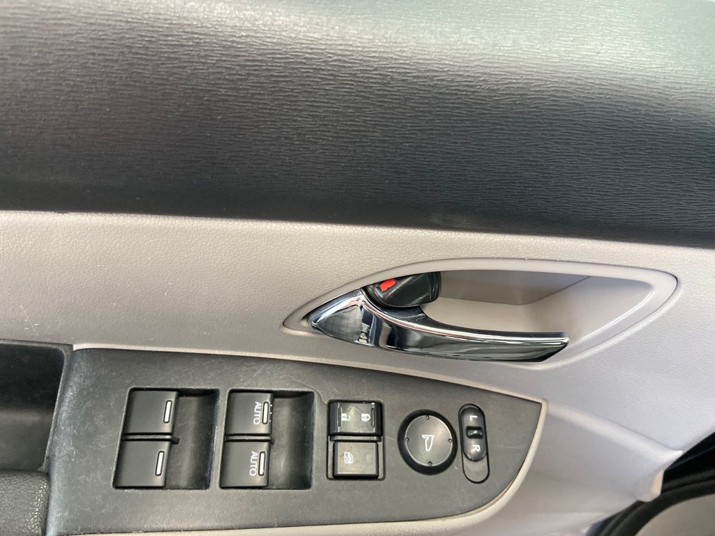 2015 Honda Odyssey EX-L in Cowansville, Quebec - 20 - w1024h768px