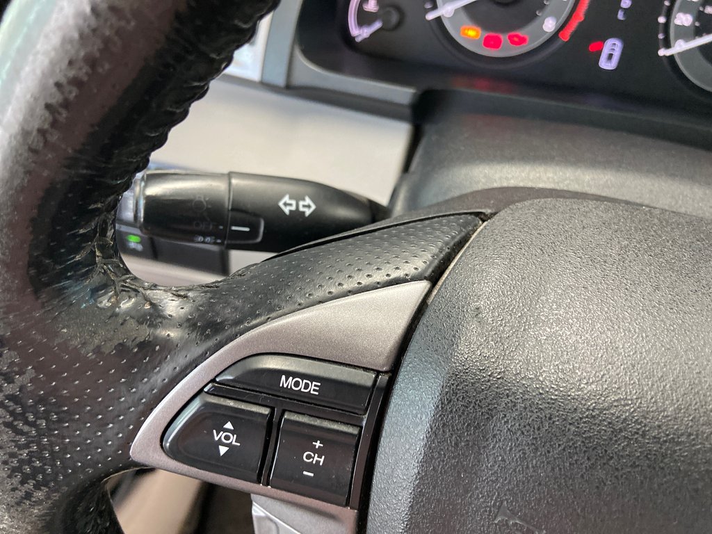 2015 Honda Odyssey EX-L in Cowansville, Quebec - 40 - w1024h768px