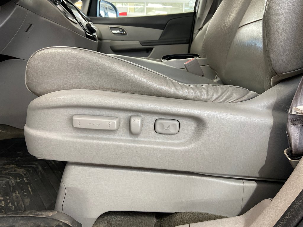 2015 Honda Odyssey EX-L in Cowansville, Quebec - 21 - w1024h768px