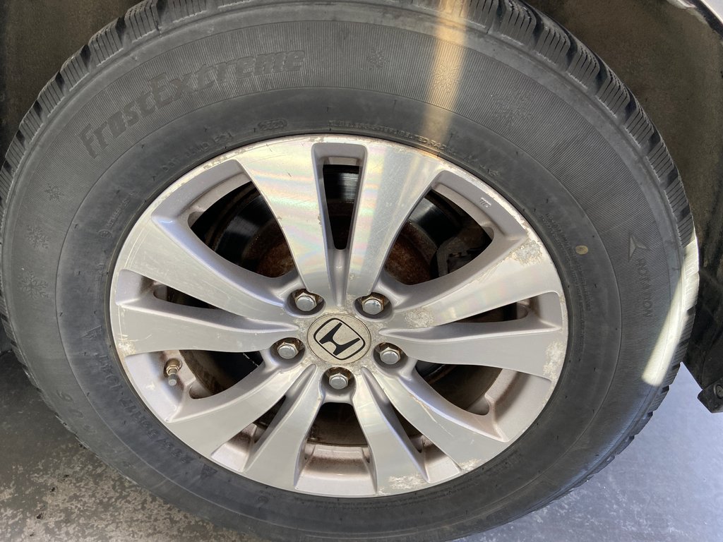 2015 Honda Odyssey EX-L in Cowansville, Quebec - 14 - w1024h768px