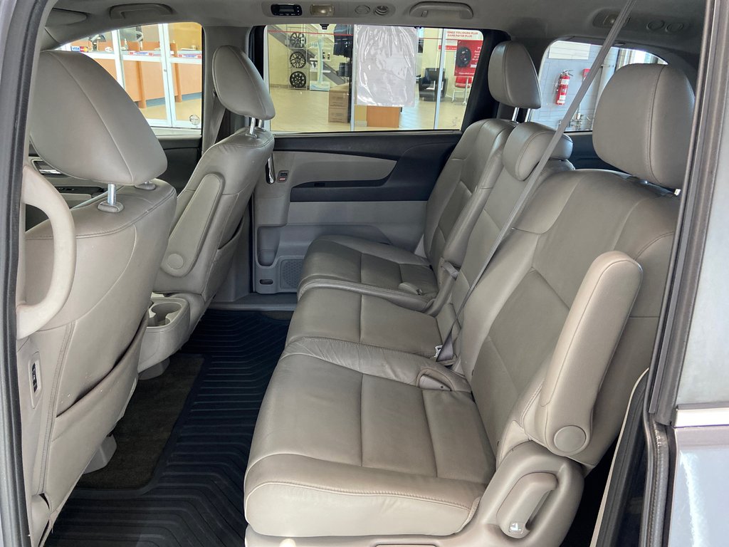 2015 Honda Odyssey EX-L in Cowansville, Quebec - 24 - w1024h768px