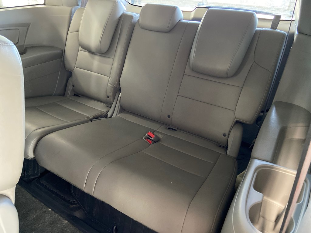 2015 Honda Odyssey EX-L in Cowansville, Quebec - 25 - w1024h768px