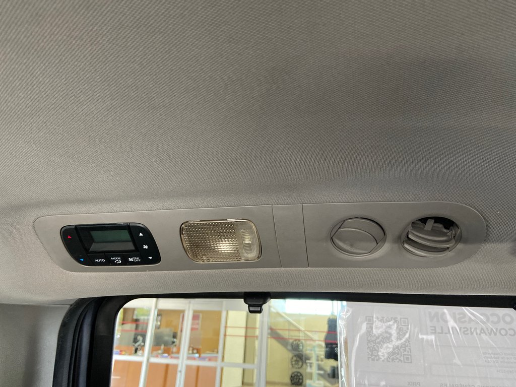 2015 Honda Odyssey EX-L in Cowansville, Quebec - 29 - w1024h768px