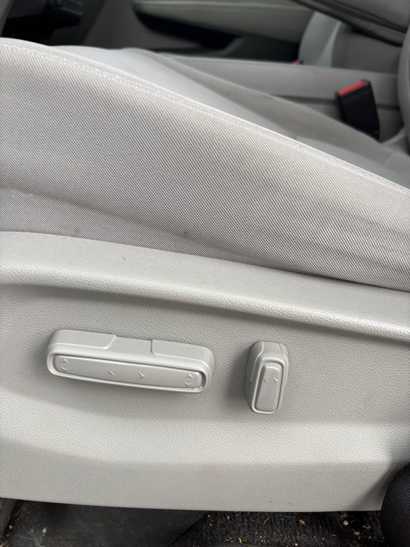 2018 Honda Odyssey LX in Cowansville, Quebec - 8 - w1024h768px