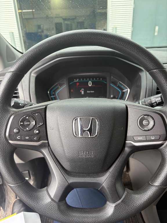 2018 Honda Odyssey LX in Cowansville, Quebec - 11 - w1024h768px
