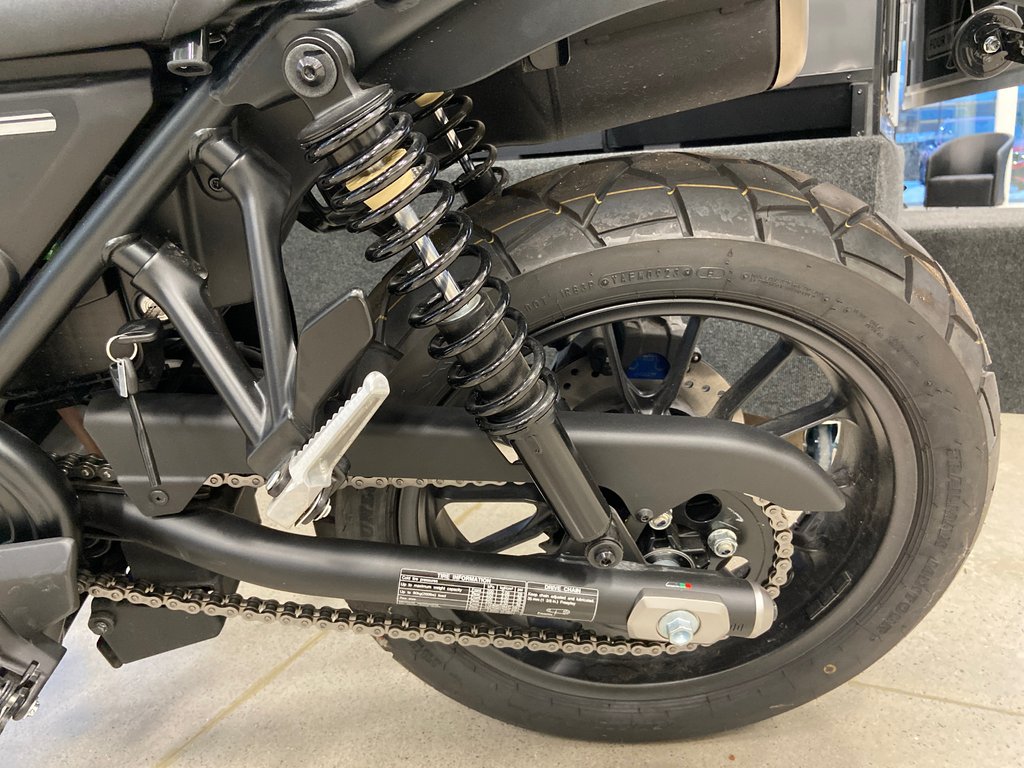 2023 Honda SCL500 Scrambler in Cowansville, Quebec - 10 - w1024h768px