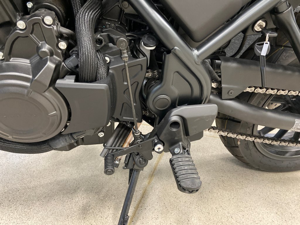 2023 Honda SCL500 Scrambler in Cowansville, Quebec - 9 - w1024h768px