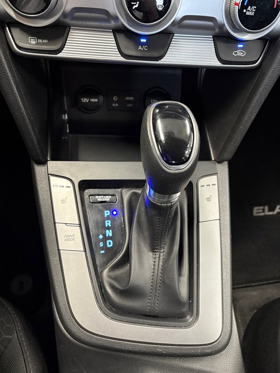 Hyundai Elantra Essential 2019 à Cowansville, Québec - 24 - w1024h768px