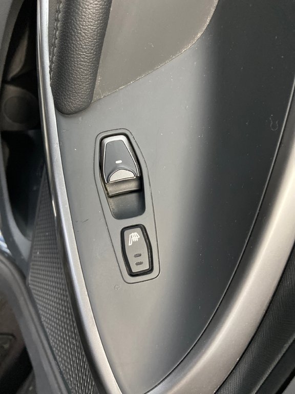 2017 Hyundai Santa Fe XL Premium in Cowansville, Quebec - 29 - w1024h768px