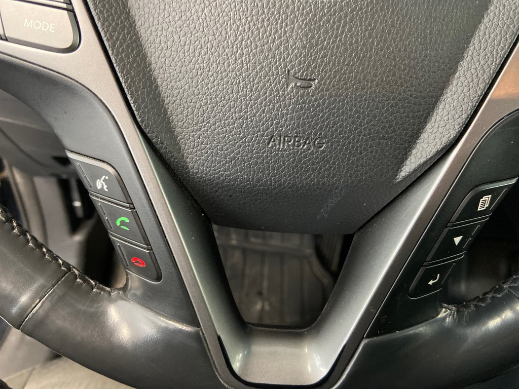 2017 Hyundai Santa Fe XL Premium in Cowansville, Quebec - 51 - w1024h768px