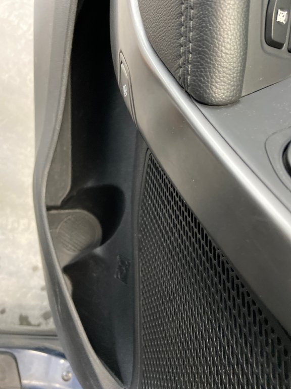 2017 Hyundai Santa Fe XL Premium in Cowansville, Quebec - 41 - w1024h768px