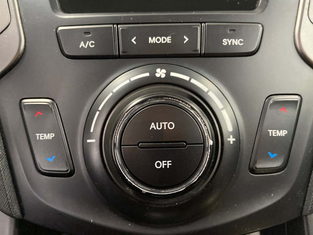 2017 Hyundai Santa Fe XL Premium in Cowansville, Quebec - 61 - w1024h768px