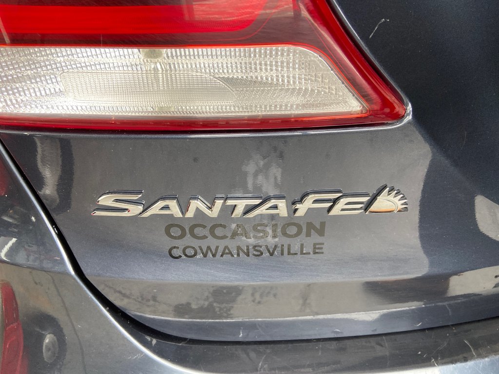 2017 Hyundai Santa Fe XL Premium in Cowansville, Quebec - 8 - w1024h768px