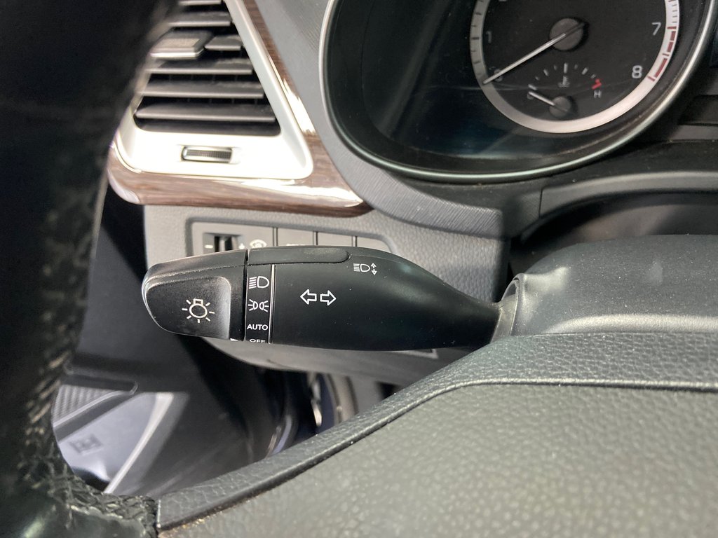 2017 Hyundai Santa Fe XL Premium in Cowansville, Quebec - 54 - w1024h768px