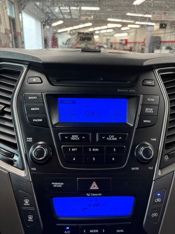 2013 Hyundai Santa Fe Premium in Cowansville, Quebec - 25 - w1024h768px