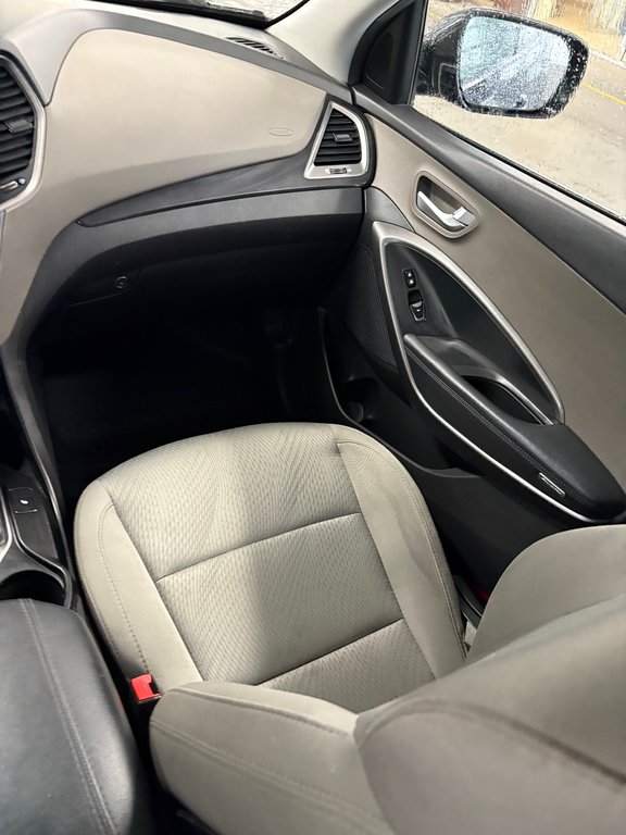 2013 Hyundai Santa Fe Premium in Cowansville, Quebec - 17 - w1024h768px