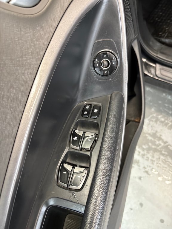 2013 Hyundai Santa Fe Premium in Cowansville, Quebec - 21 - w1024h768px