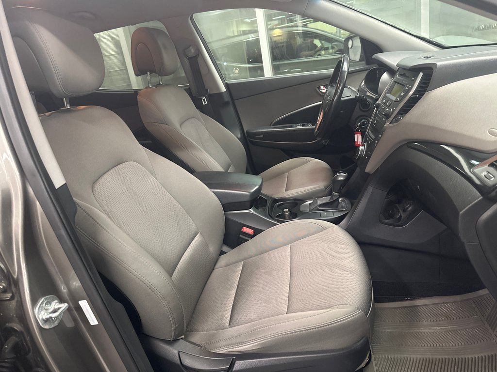 2013 Hyundai Santa Fe Sport Premium AWD in Cowansville, Quebec - 12 - w1024h768px