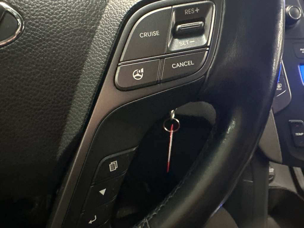2013 Hyundai Santa Fe Sport Premium AWD in Cowansville, Quebec - 22 - w1024h768px