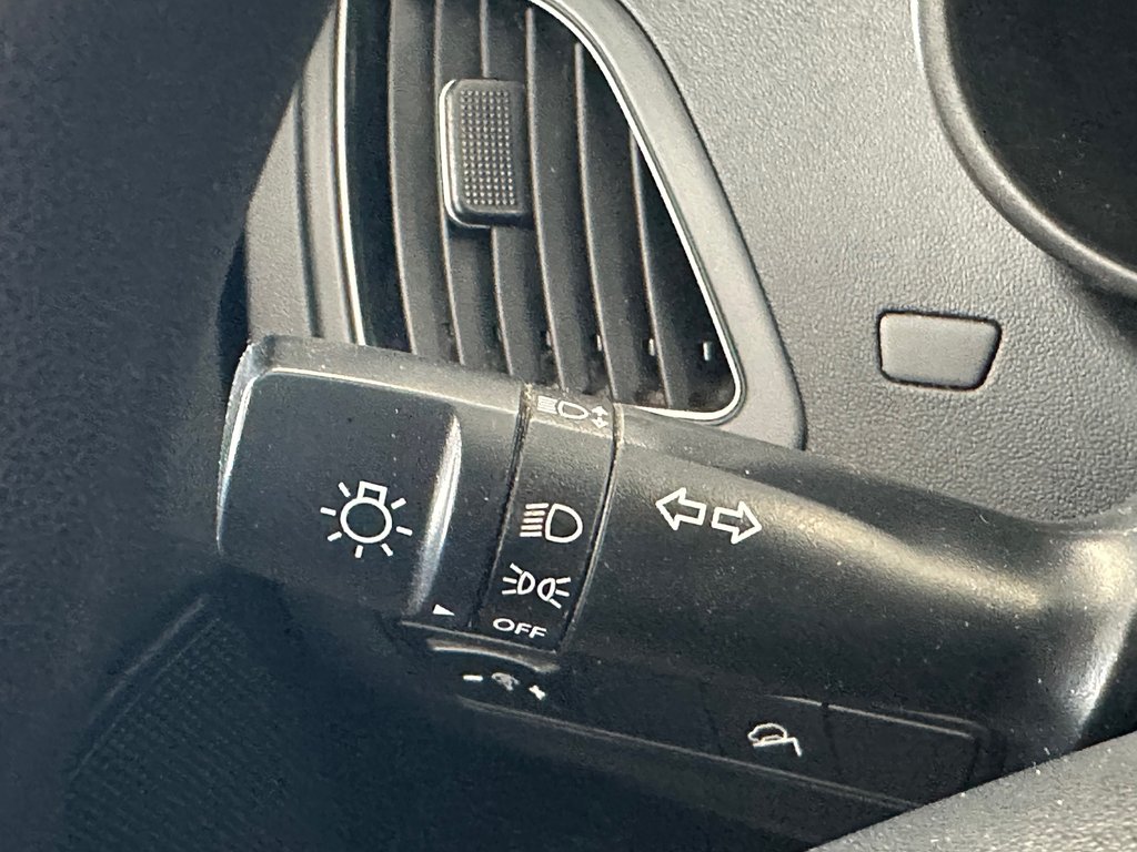 Hyundai Tucson GL 2015 à Cowansville, Québec - 36 - w1024h768px